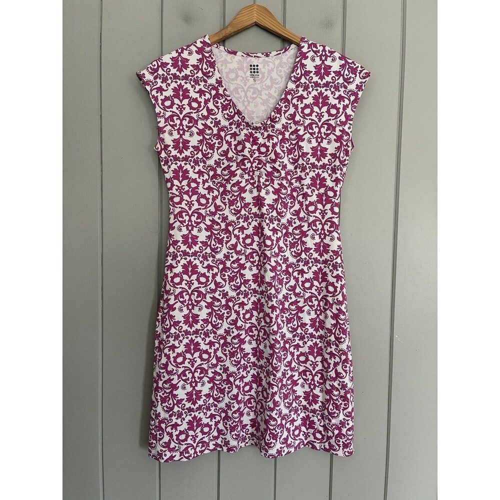 Title Nine Daring Tech Dress S Small Pink White Floral Short Sleeve Stretch